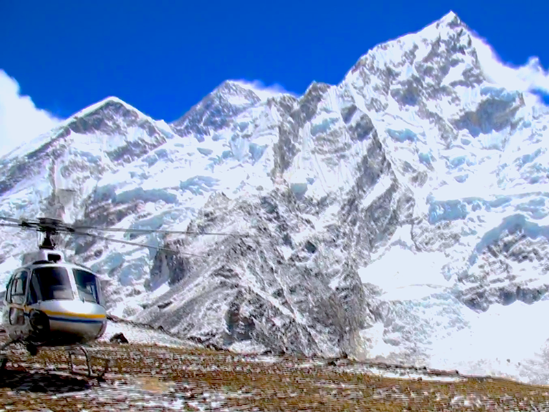 Everest Base Camp Helicopter Tour Screenshot