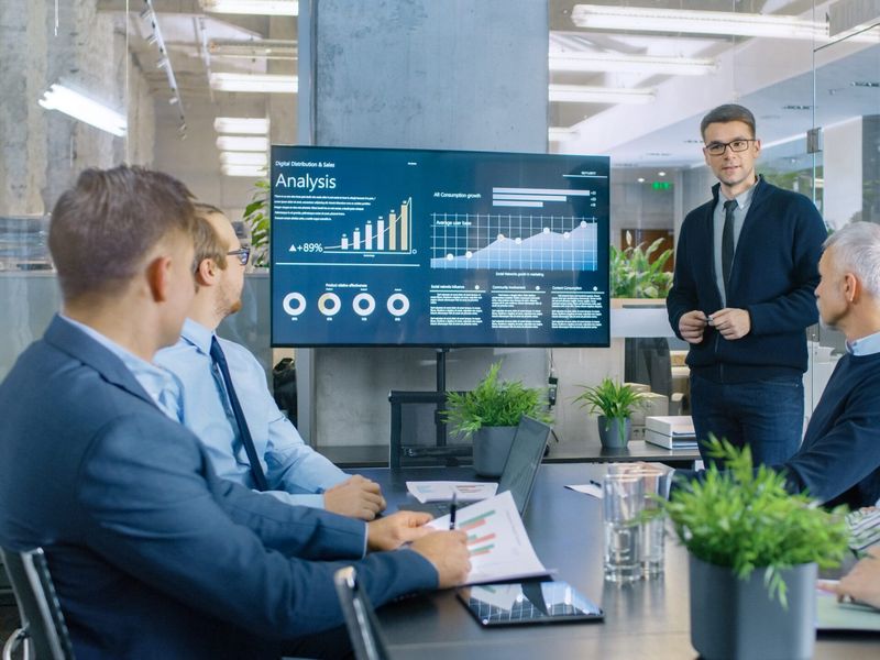 Fennech Financial Screenshot